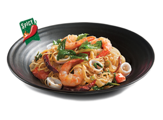 Stir Fried Pasta with Seafood in Thai Spicy Sauce